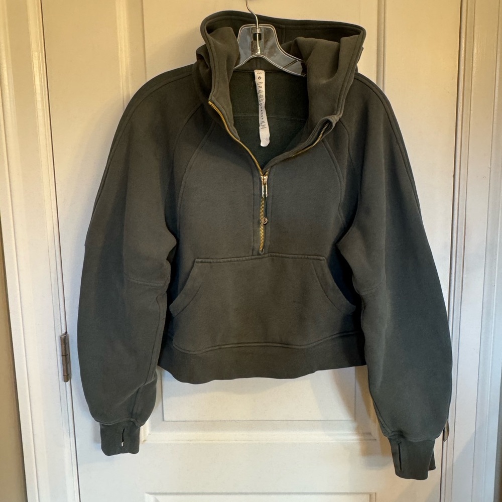 Lululemon Scuba sweatshirt